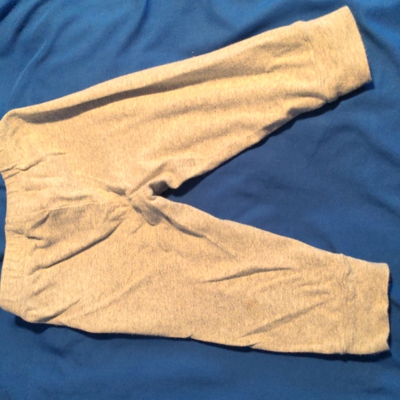 6 pairs of boys pants - Picture 12 of 16